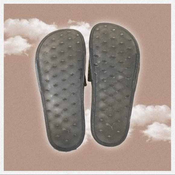 ♥︎ FENTY PUMA Jelly Slides ♥︎ - Picture 2 of 7